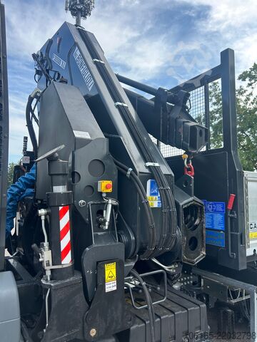 Truck mounted crane MAN TGS 26.430
