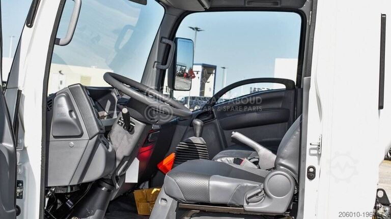 Fahrgestell mit Fahrerhaus Isuzu NPR 75