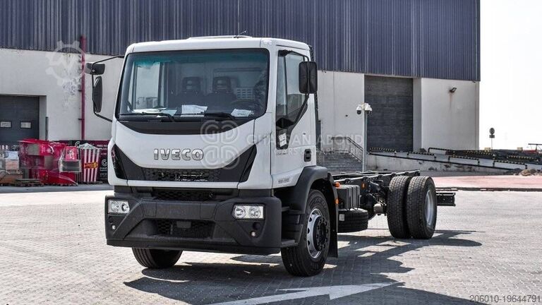 Chassis cab IVECO EUROCARGO ML180