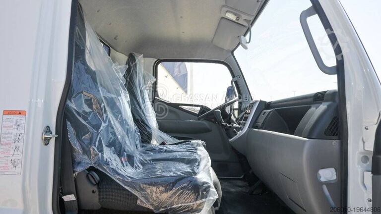 Flatbed Mitsubishi Fuso 4D33-6A