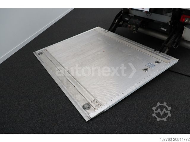 Transporter mit Koffer MERCEDES-BENZ Sprinter 316 Automatik **AHK 3,5t** LBW+NAVI 182