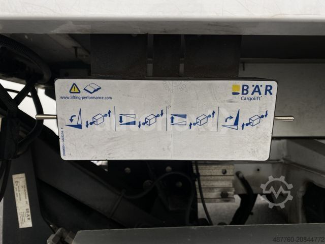 Transporter mit Koffer MERCEDES-BENZ Sprinter 316 Automatik **AHK 3,5t** LBW+NAVI 182