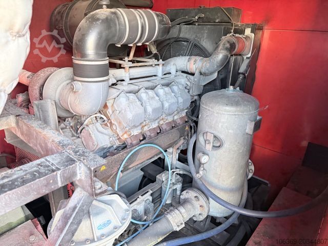 Saugwagen 1000 bar High pressure Kamat 186 L/min. Deutz V8