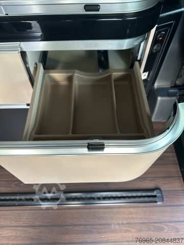 Wohnwagen MERCEDES-BENZ V250 4M MARCO POLO KÜCHE SPORTPAKET NAVI LED AHK