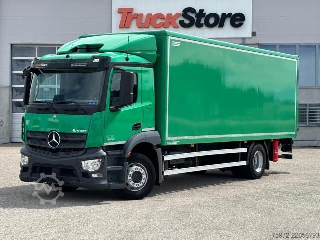 Box truck  Actros 1824 L