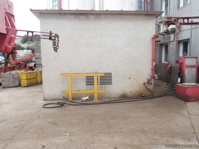 Container tipping system A-WARD UO20