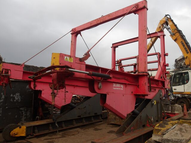 Container tipping system A-WARD UO20