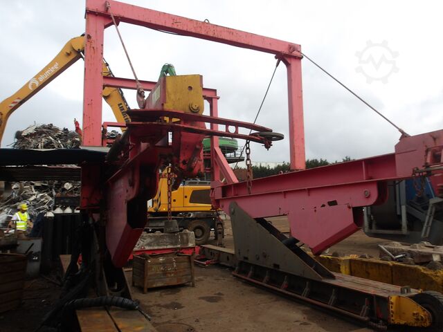 Container tipping system A-WARD UO20
