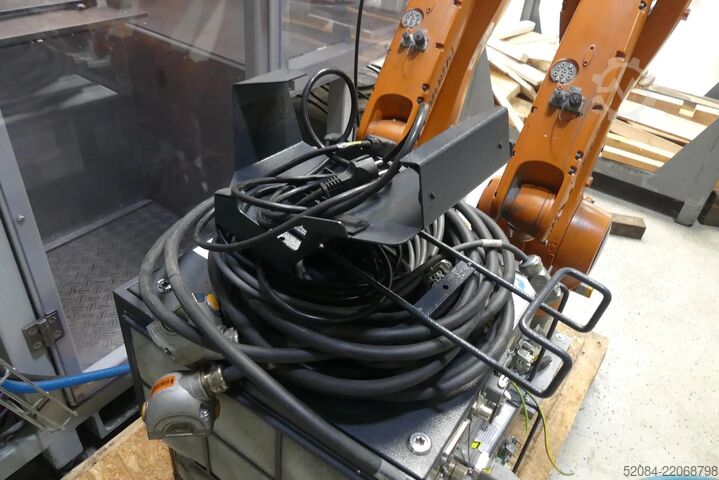 KUKA industrial robot + KR C4 controller Kuka KR 10 R 1100 sixx