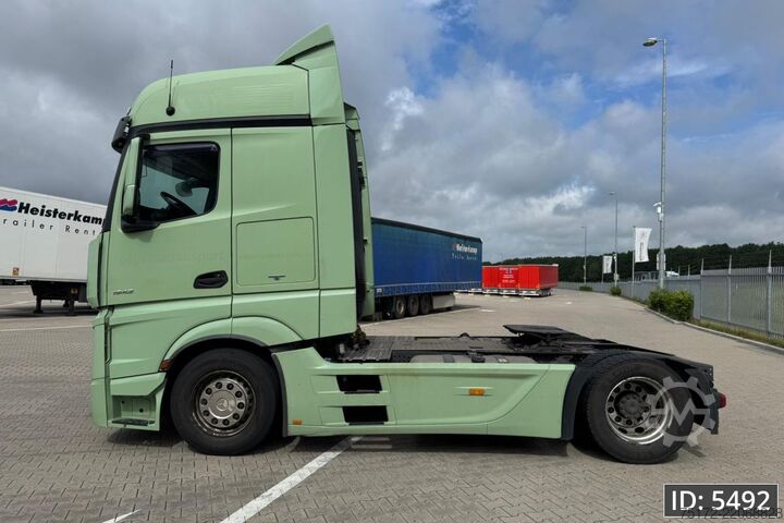 Standard-SZM Mercedes-Benz Actros 1842 StreamSpace, Euro 6, / 2 Tanks / Fr...