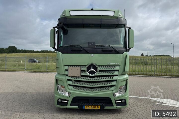 Standard-SZM Mercedes-Benz Actros 1842 StreamSpace, Euro 6, / 2 Tanks / Fr...
