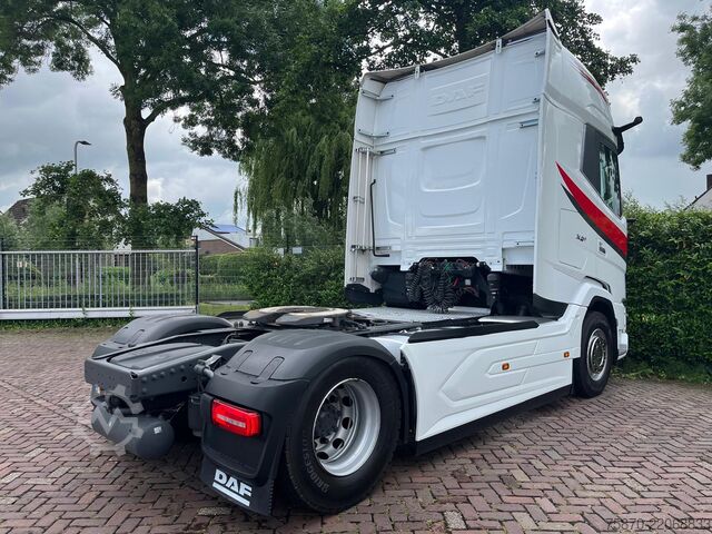 Standard-SZM DAF XG+ 530 FT