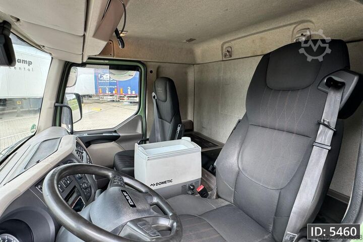 Suitcase DAF LF 210 Day Cab, Euro 6, / Taillift