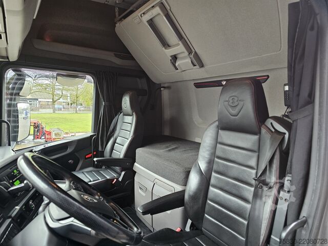 Standard-SZM Scania S590 V8 4x2 / HYDRAULIC / RETARDER / PARKING CO...
