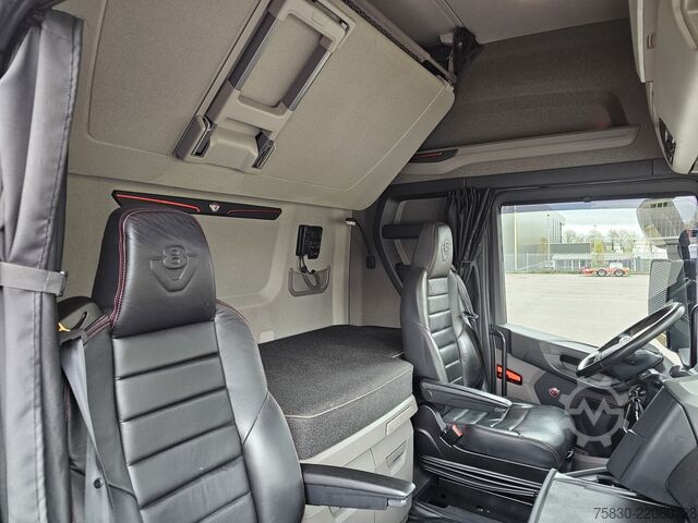 Standard-SZM Scania S590 V8 4x2 / HYDRAULIC / RETARDER / PARKING CO...