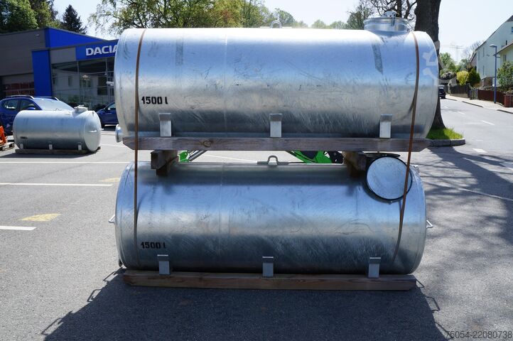 Agricultural machine  Wasserfass verzinkt 1500 Liter