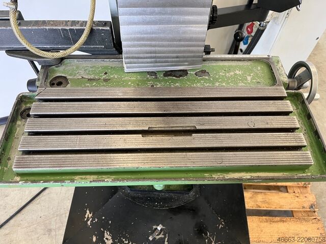 Universal milling machine with variable feed Deckel FP1