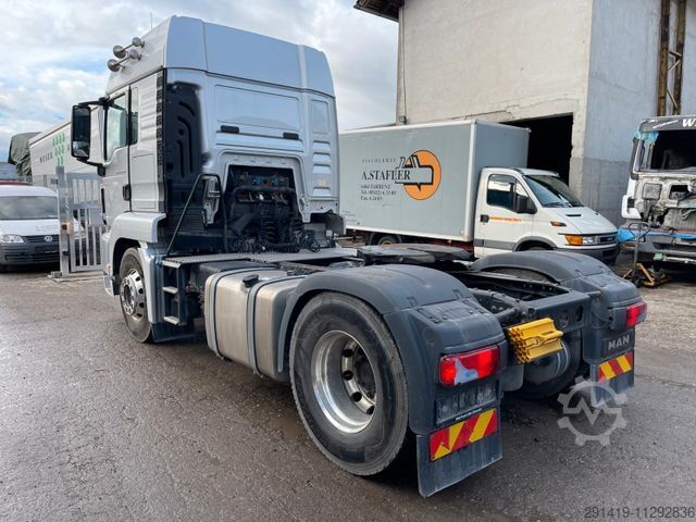 Standard tractor unit MAN TGS 18.440 4x2 Zugmaschine Bj 2015