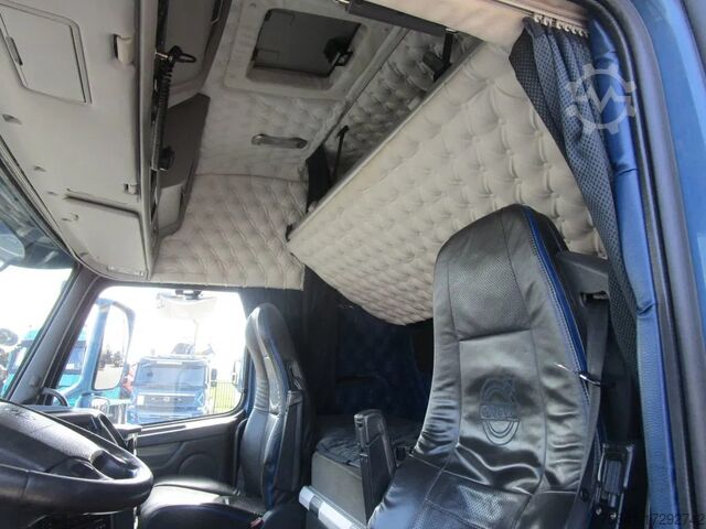 Cable system Volvo FH 16.750 8x4 ( Tridem ) HMF Kabelsysteem