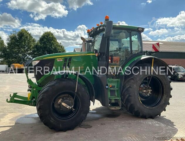 Traktor John Deere 6230R