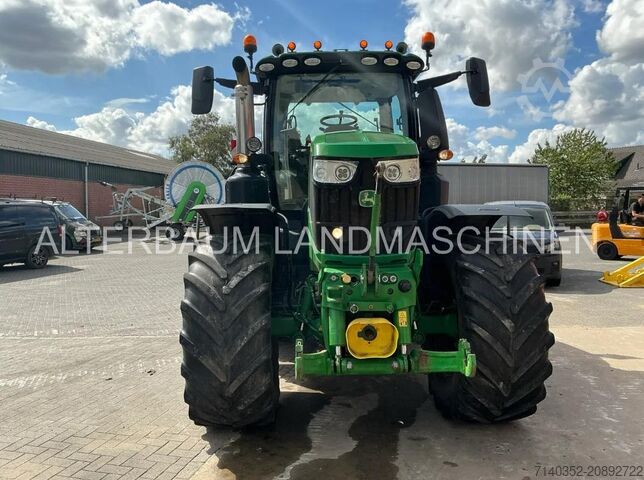 Traktor John Deere 6230R