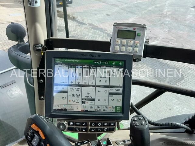 Traktor John Deere 6230R