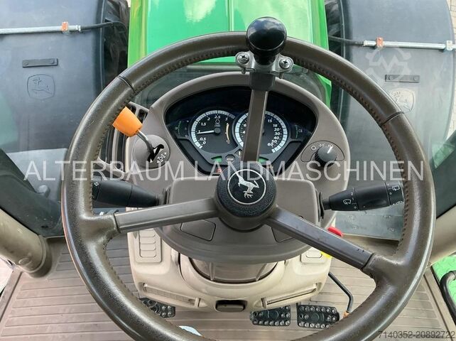 Traktor John Deere 6230R