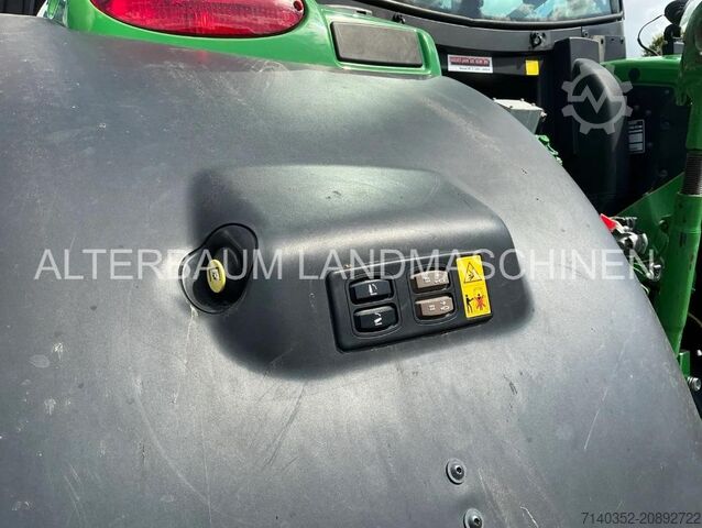 Traktor John Deere 6230R