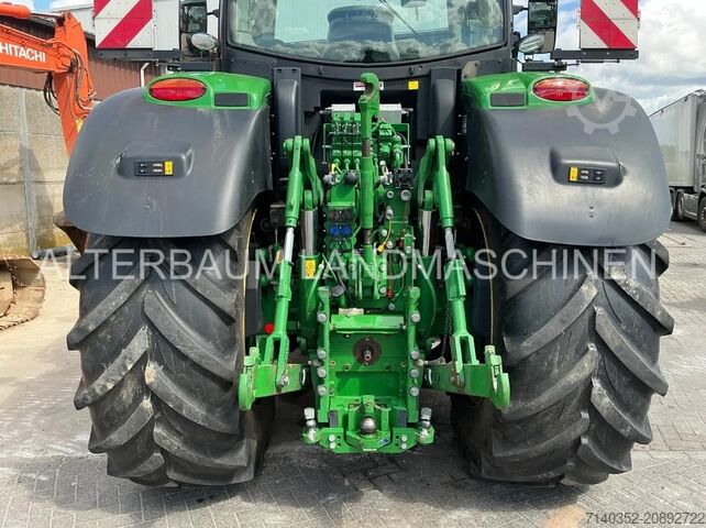 Traktor John Deere 6230R