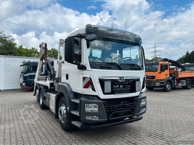 Skip truck MAN 26.420 TGS Multilift Absetzkipper