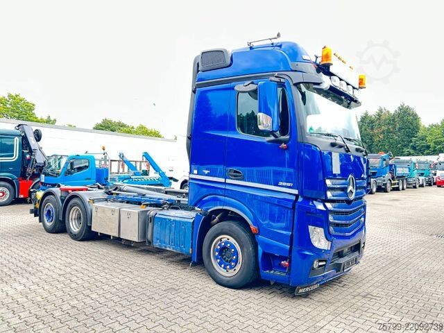 Roll-off tipper truck MERCEDES-BENZ 2551 Actros MEILLER Abroller 6x2