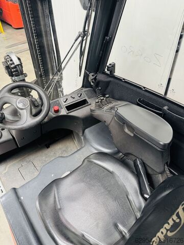 Electric 4-wheel forklift Linde E 16 P-02 EVO Triplex Kabine STVO