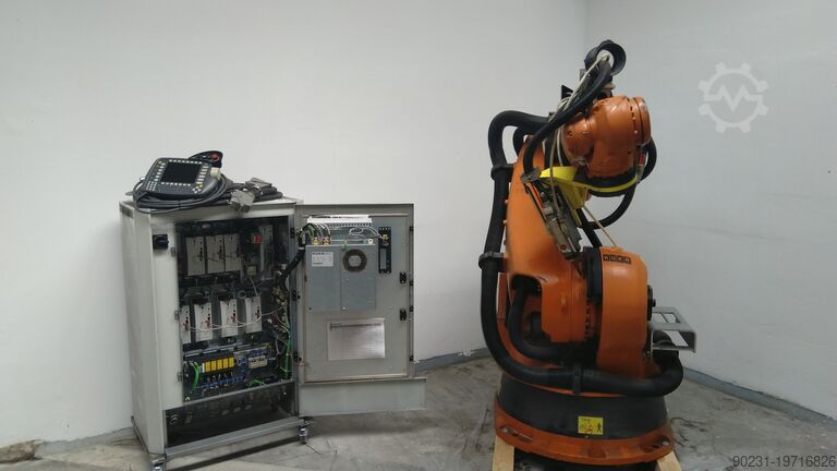 Industrieroboter KUKA KR 200 COMP KRC2 ED05 2007 MODEL