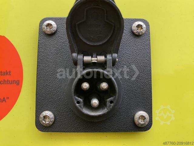 Fire truck FORD Transit Custom Automatik *KTW/RTW* KAMERA (4129)