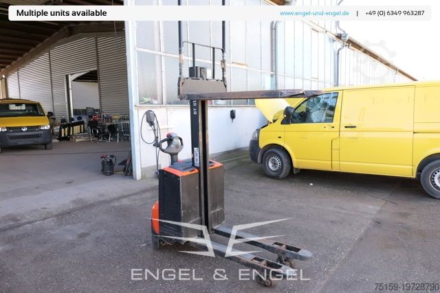 Manual stacker bt SWE 080L Batterie 32/2015