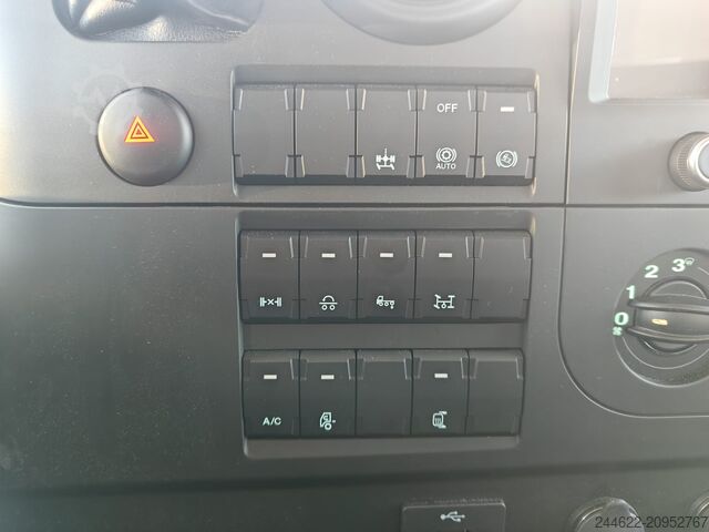 Box van Ford Truck F-Line 2633 6x2 - Garantie 1+1 jaar