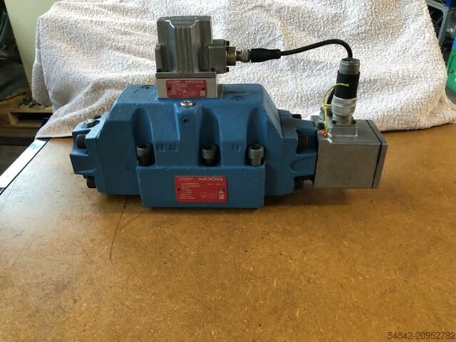 Moog valve f. Battenfeld D664Z5002 Moog D664Z5002