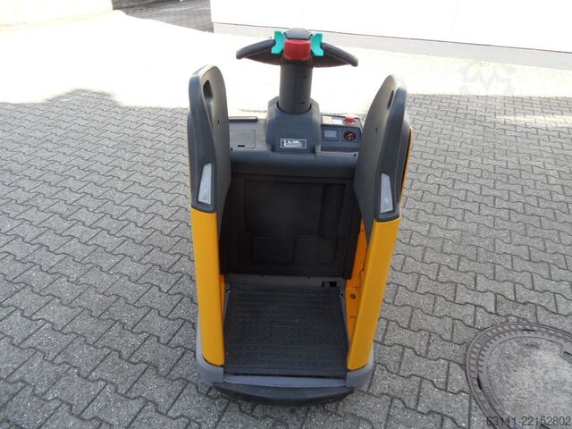 Electric Pallet Truck Jungheinrich ERE 225 - feste Plattform - 2017