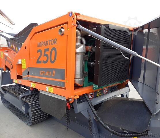 Twin-shaft shredder ARJES Impaktor 250 EVO 2 + 1 set paddle shafts