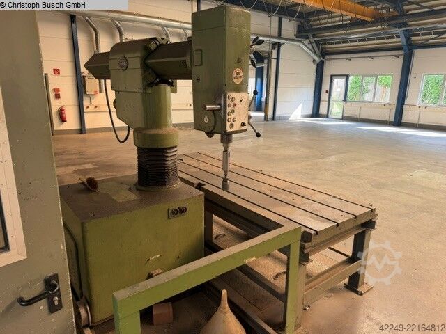 Schnellradialbohrmaschine DONAU SR3