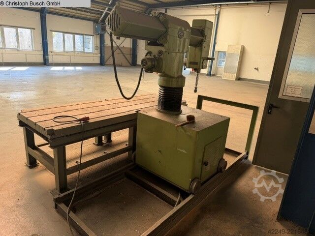 Schnellradialbohrmaschine DONAU SR3