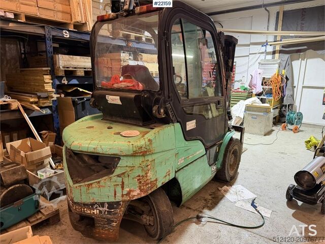 Forklift Mitsubishi FD30N forklift with side shift