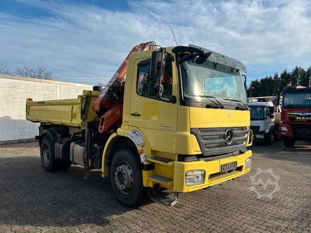 Tipper truck MERCEDES-BENZ 1833 Axor 3Skipper + ATLAS Kran + Seilwinde 4x2