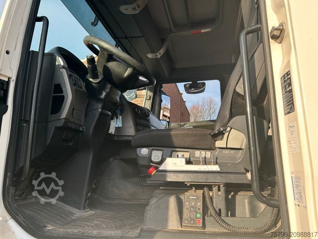 Truck mounted crane MAN 26.480 TGX Wechselsystem Abroller+Kran+Container