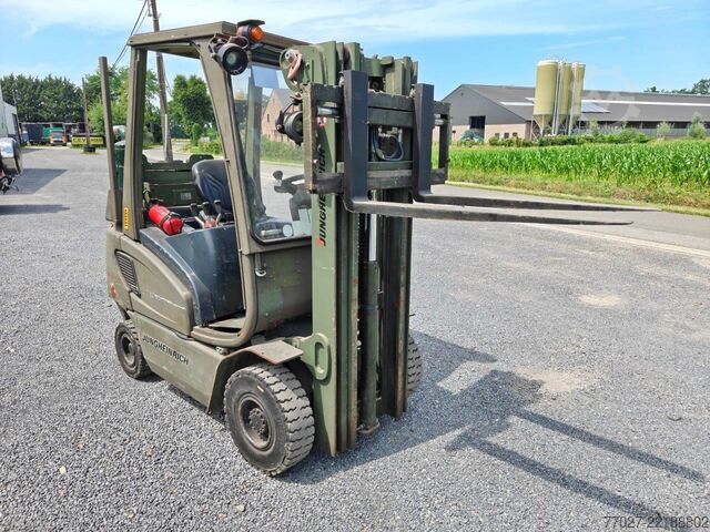 Gabelstapler Jungheinrich DFG 20 AK  Side shift / Free-lift