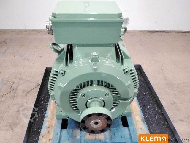 Electric motor Siemens 1LG4 316-2AB60-Z
