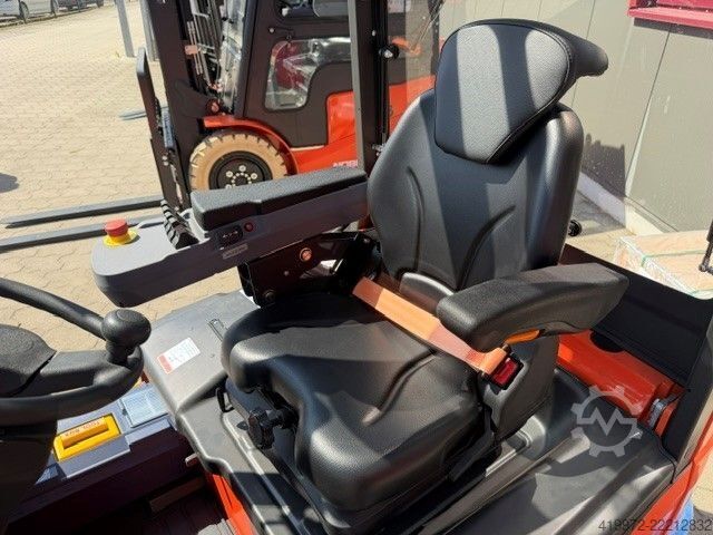 Electric 3-wheel forklift Noblelift FE3D18N1