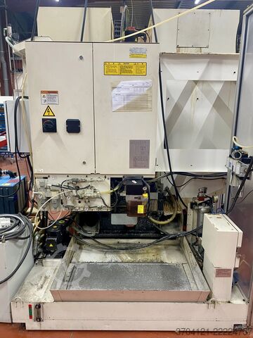 Vertical machining center FANUC ROBODRILL D21LIB5 + DDR-T