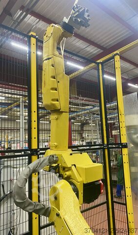 Industrial robot fanuc M-10iA/7L