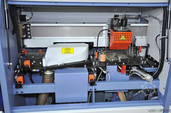 Kantenanleimmaschine mit Fuegen Hebrock F4